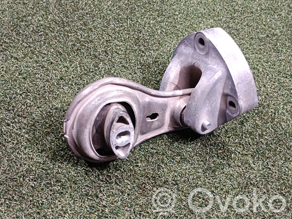 Engine mount bracket   8200675206,8200675217,8200675217B