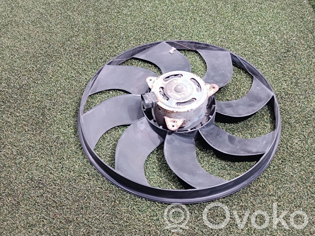 Renault Master III Elektrisks radiatoru ventilators 