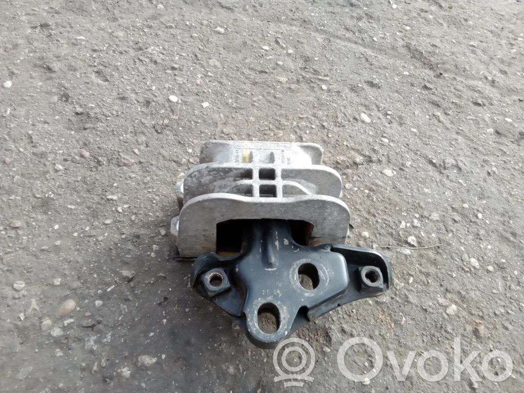Ford Transit Custom Engine mount bracket 