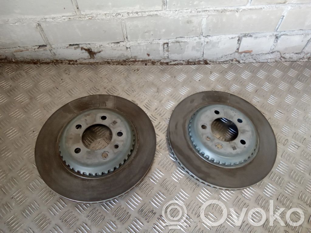 Land Rover Defender Disco de freno trasero 