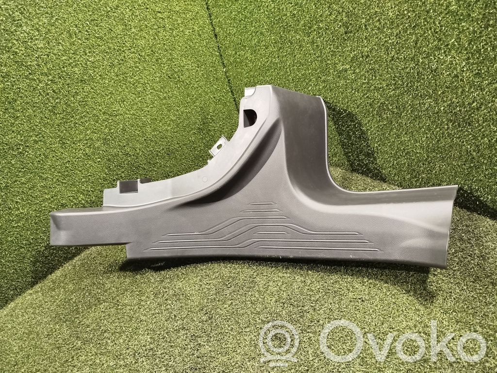Subaru Outback (BT) Šoninė apdaila prie galinės sėdynės (apačia) 