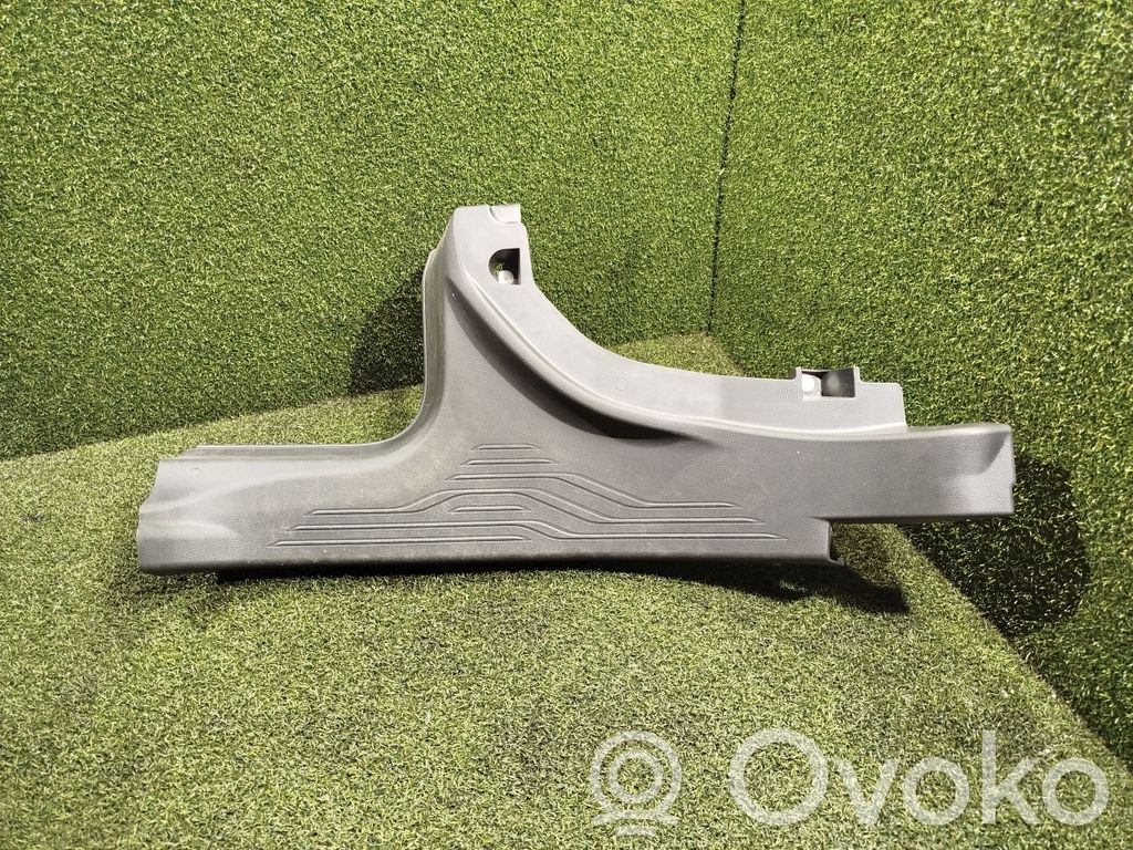 Subaru Outback (BT) Šoninė apdaila prie galinės sėdynės (apačia) 