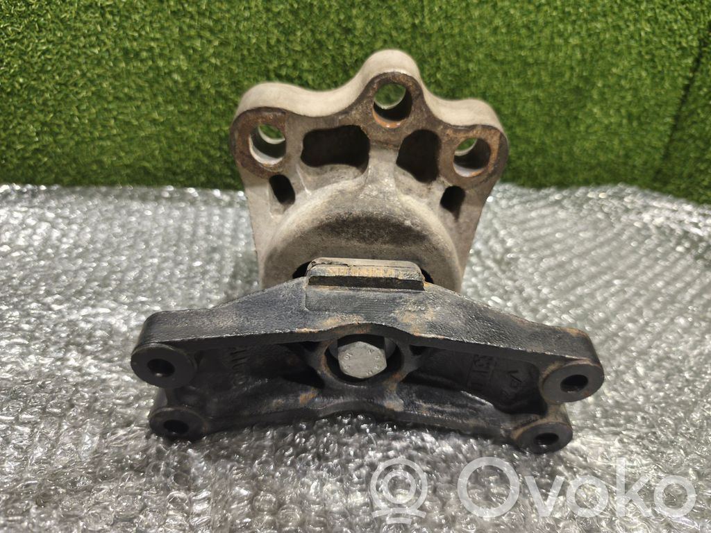 Ford Transit Custom Engine mount bracket 