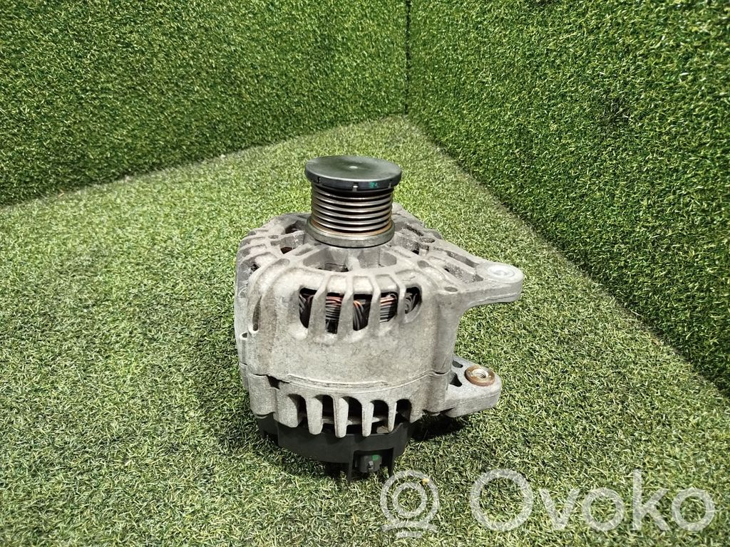 Ģenerators   231008633R,FG15T071,215007365,2616927A