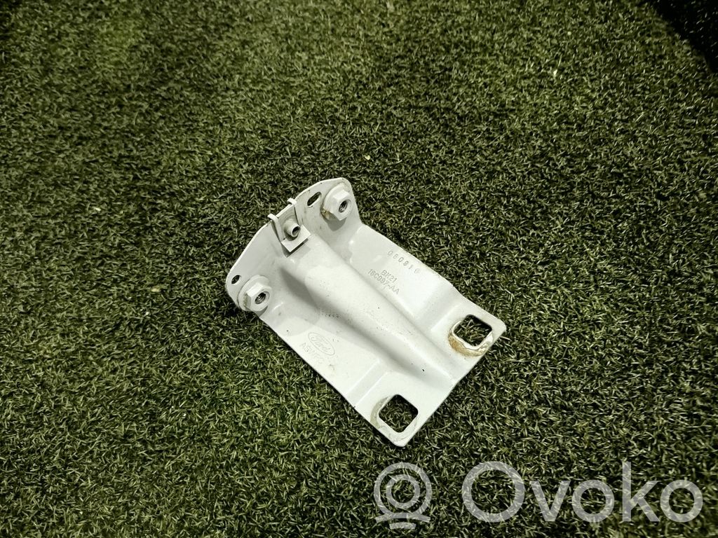 Ford Tourneo Custom Fender mounting bracket 