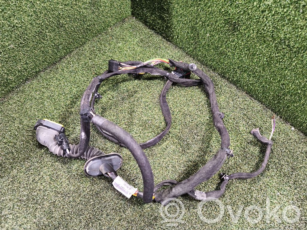 Opel Vivaro Wiązka przewodów drzwi przednich 