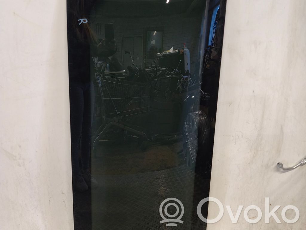 Renault Trafic III (X82) Rear windscreen/windshield window 