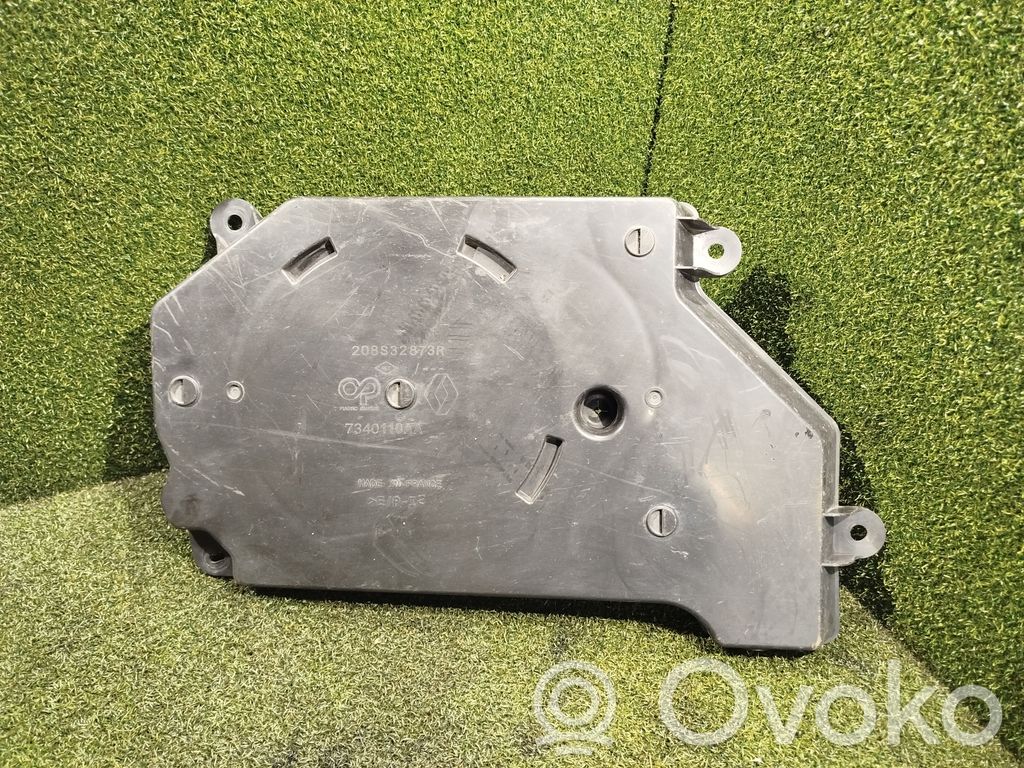 Renault Master III Adblue tank cap 