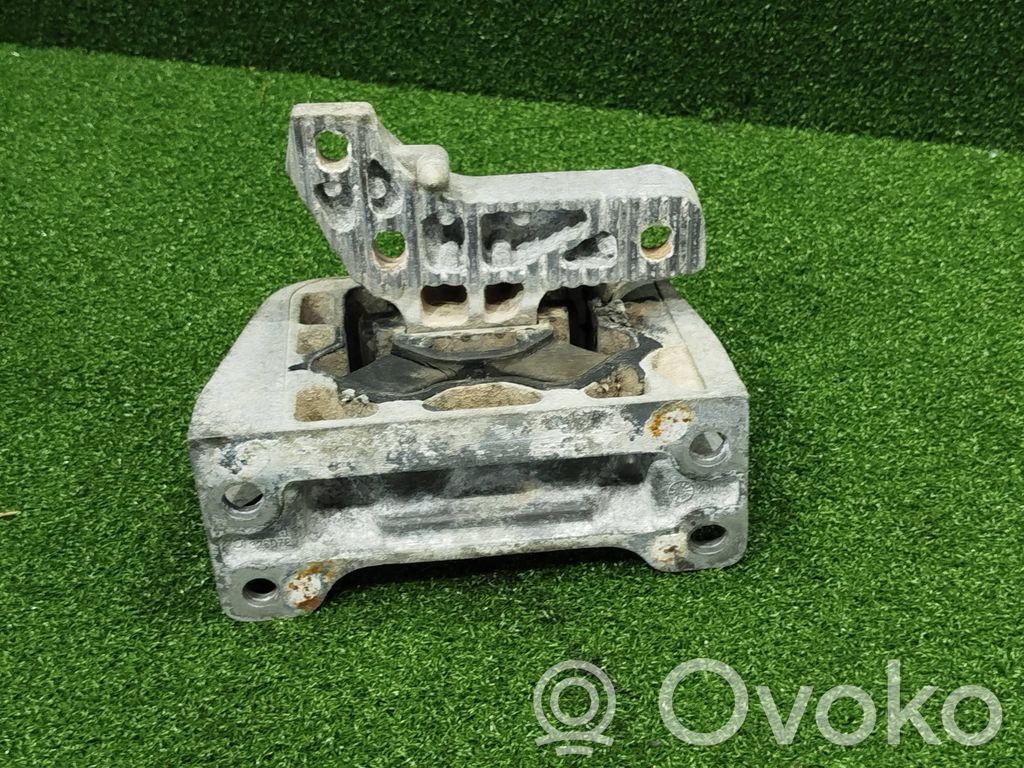 Renault Master III Engine mount bracket 