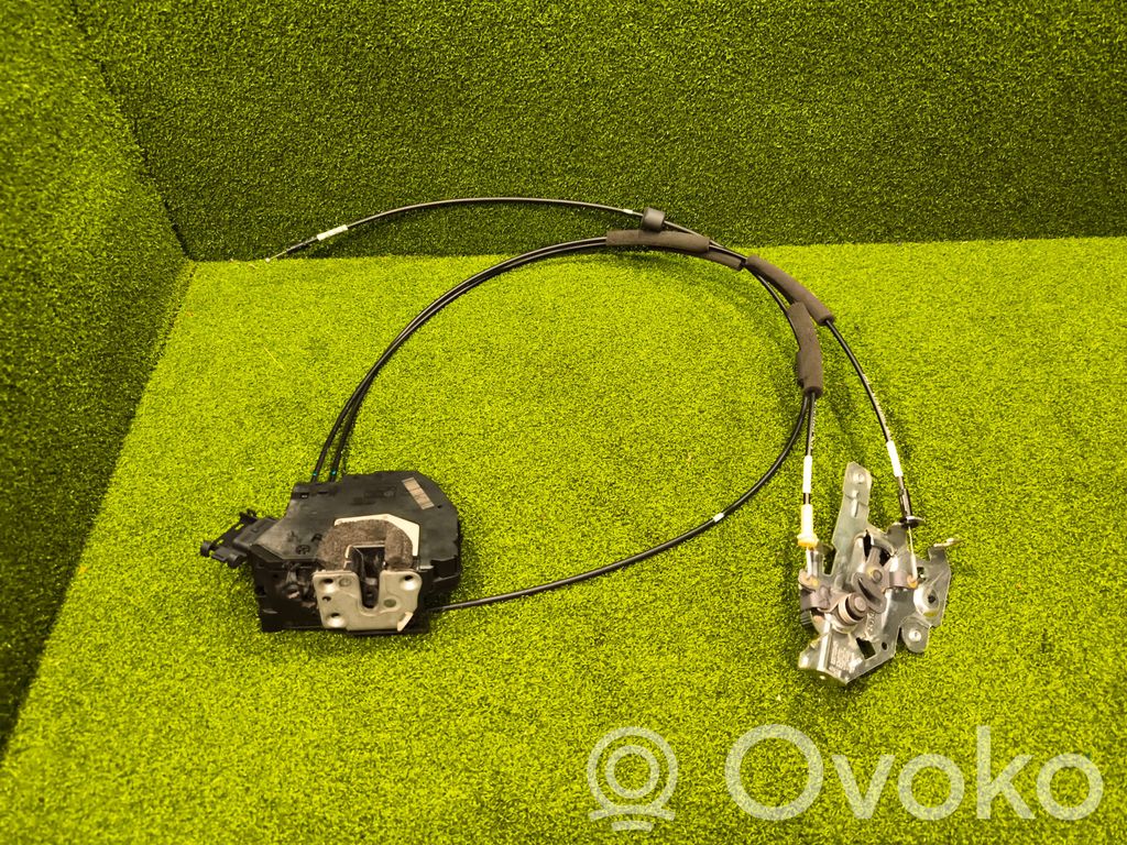 Opel Vivaro Sliding door lock 