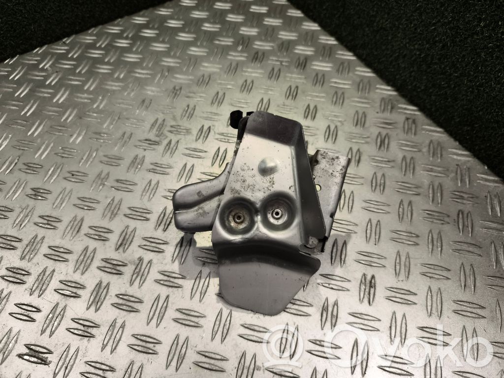Renault Arkana Otros repuestos del compartimento del motor 