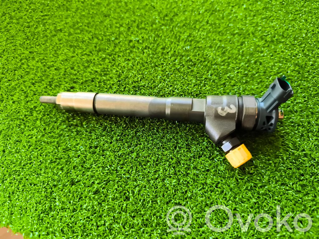 Opel Vivaro Inyector de combustible 