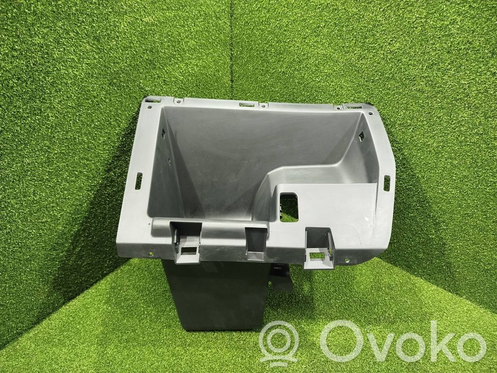 Toyota Proace Glove box 