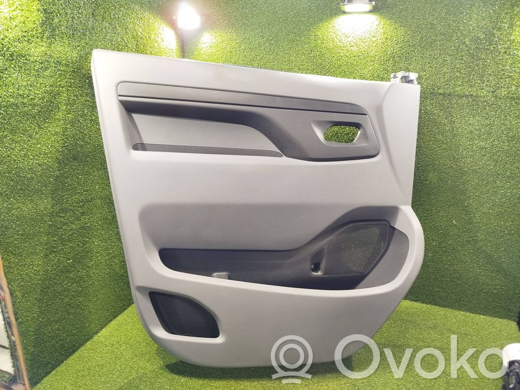 Toyota Proace Revestimiento de puerta delantera 