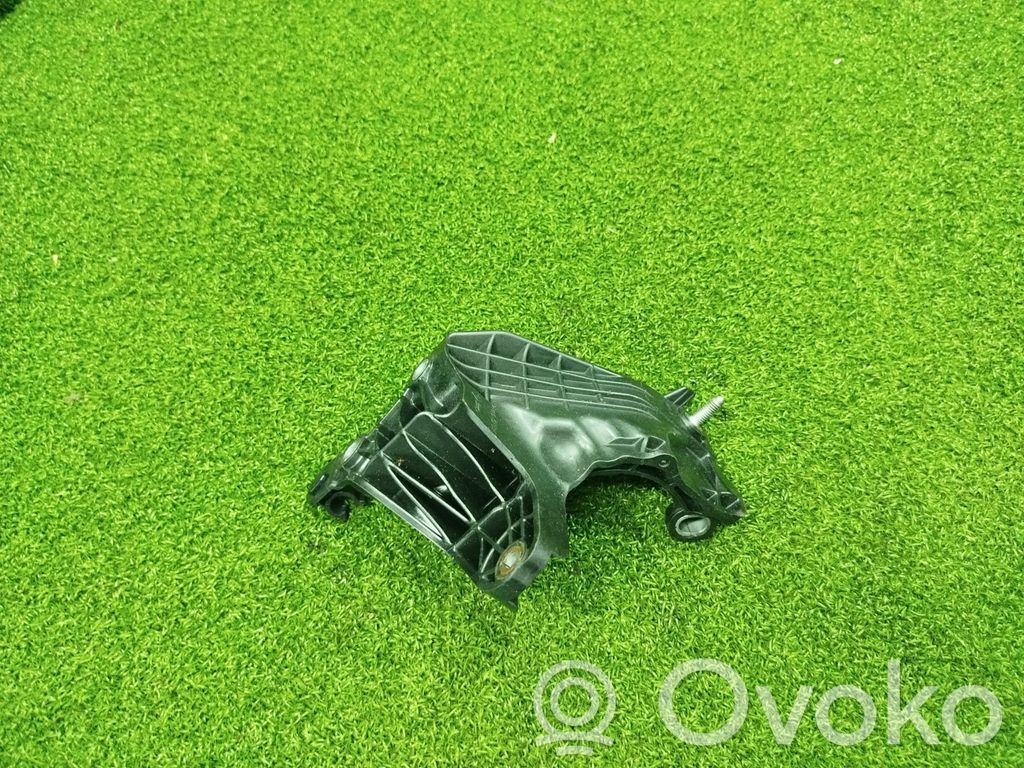 Engine mounting bracket   9815492580,9813294580