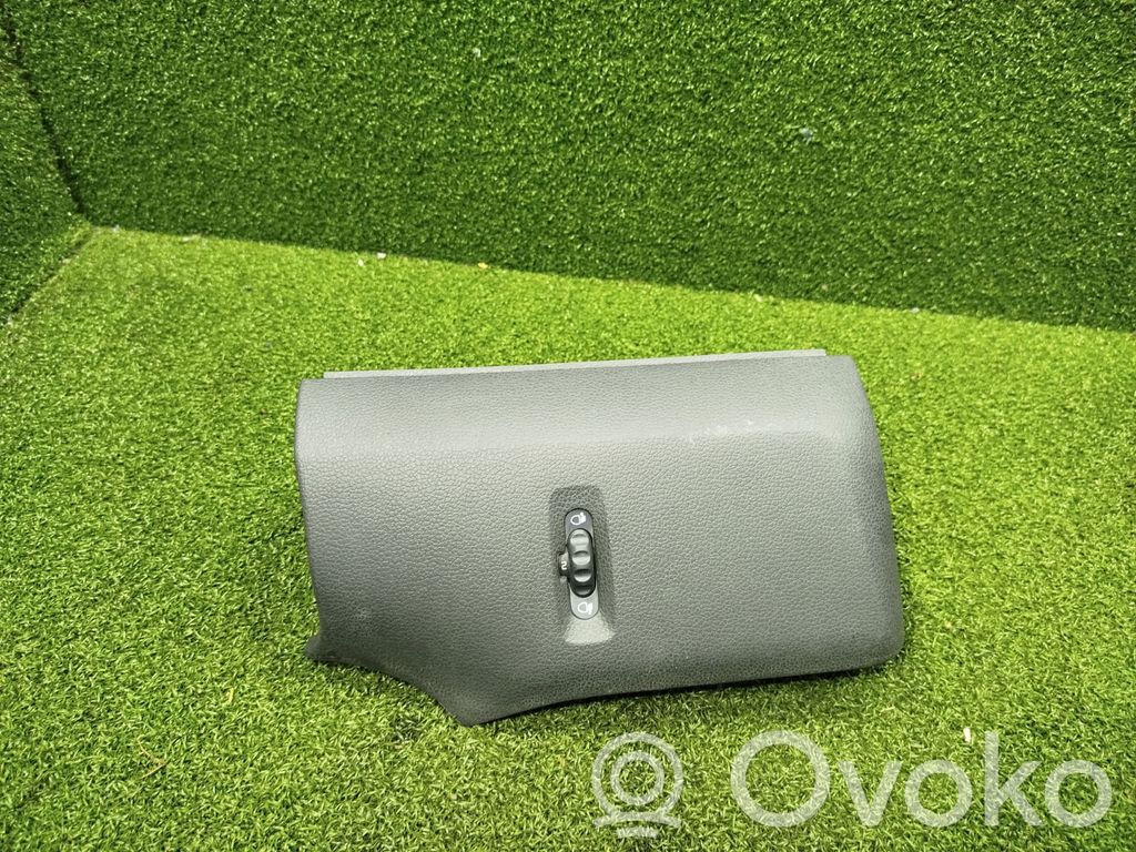 Renault Master III Headlight level height control switch 