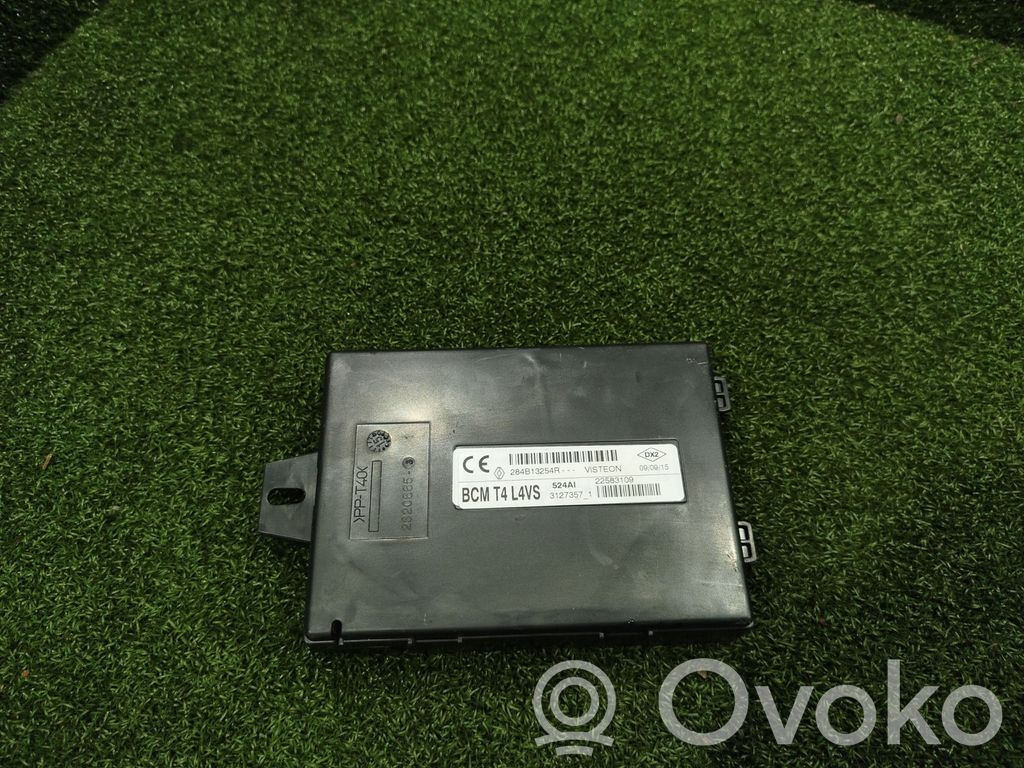 Opel Vivaro Comfort/convenience module 