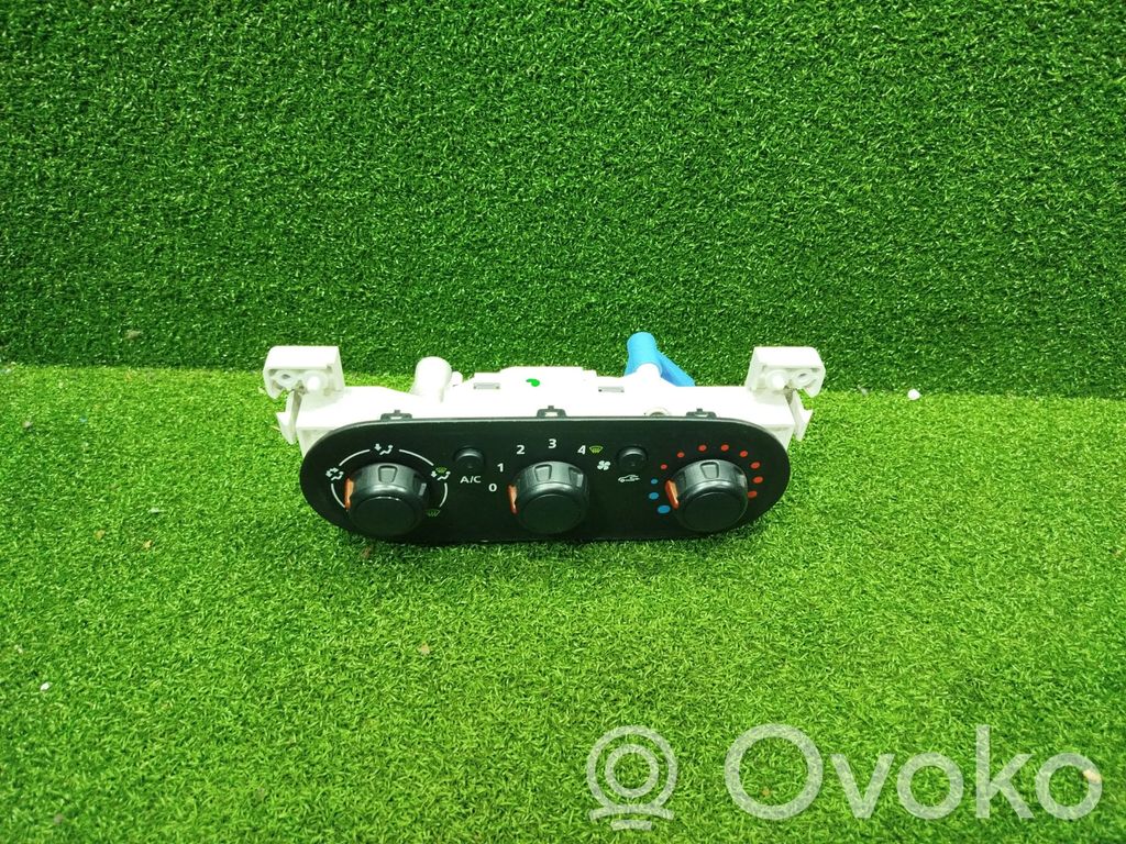 Renault Trafic III (X82) Climate control unit 