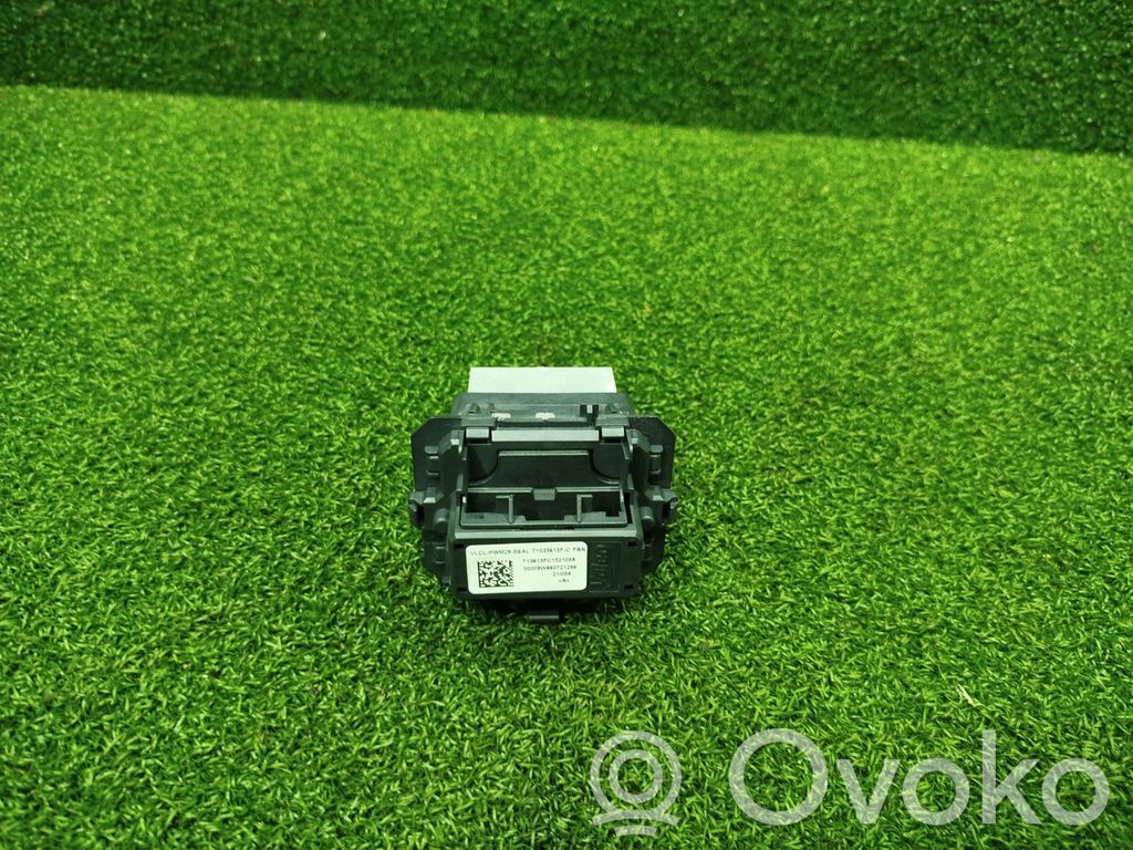 Rezystor / Opornik dmuchawy nawiewu   T1033613FC,T13613FC1321085