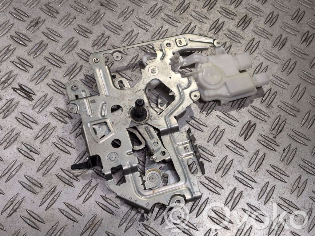 Renault Master III Sliding door lock 