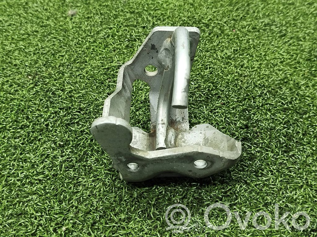 Peugeot 2008 II Other engine bay part 