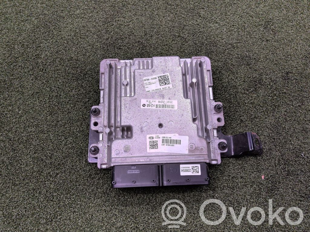 KIA Ceed Engine control unit/module 