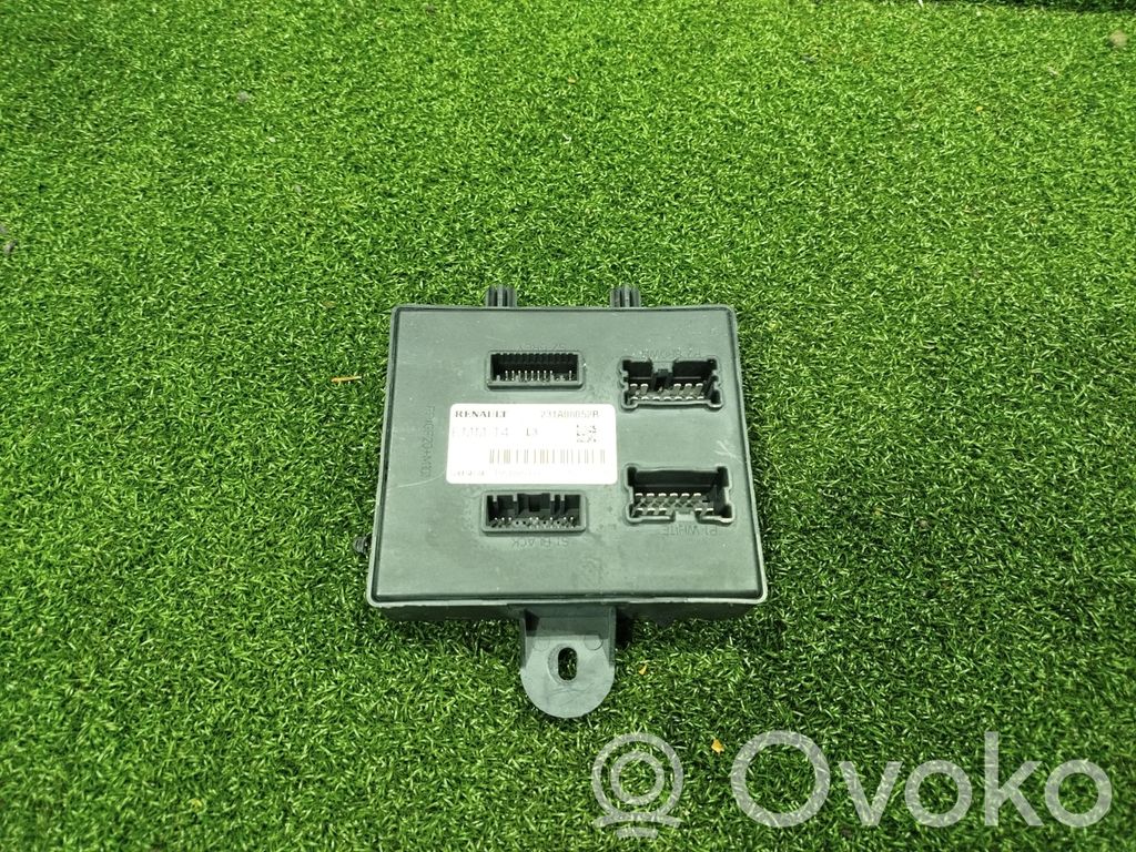 Renault Trafic III (X82) Comfort/convenience module 