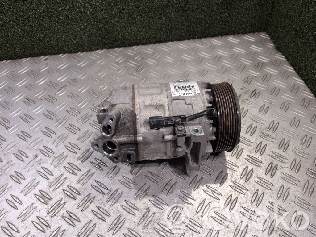 Kompresor / Sprężarka klimatyzacji A/C   8200848916B,Z0020460C,9050439805