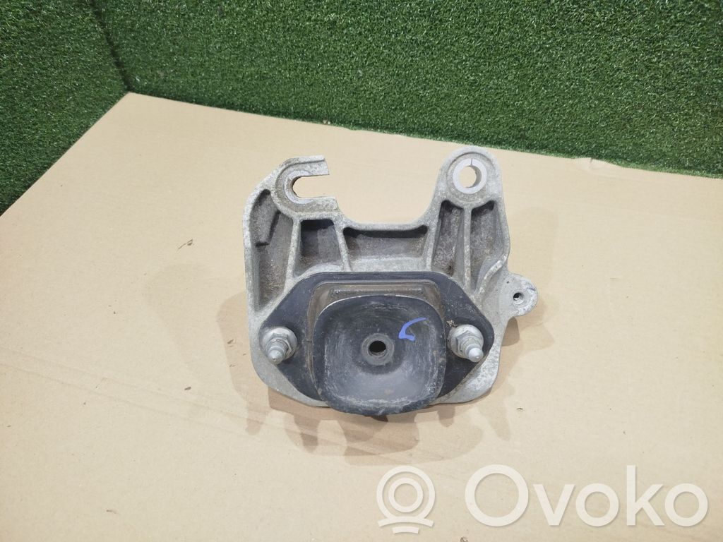 Engine mount bracket   112537433R