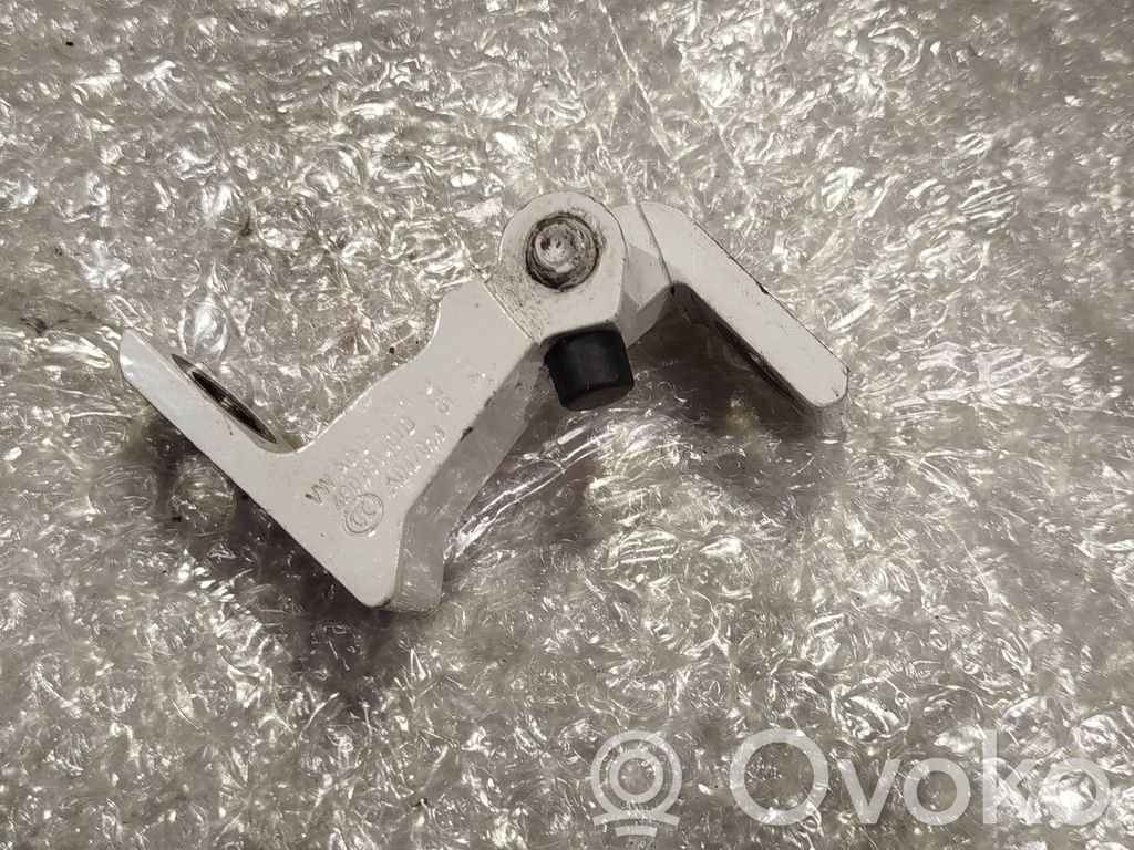Zawias dolny drzwi przednich   4G0831401B,A047059
