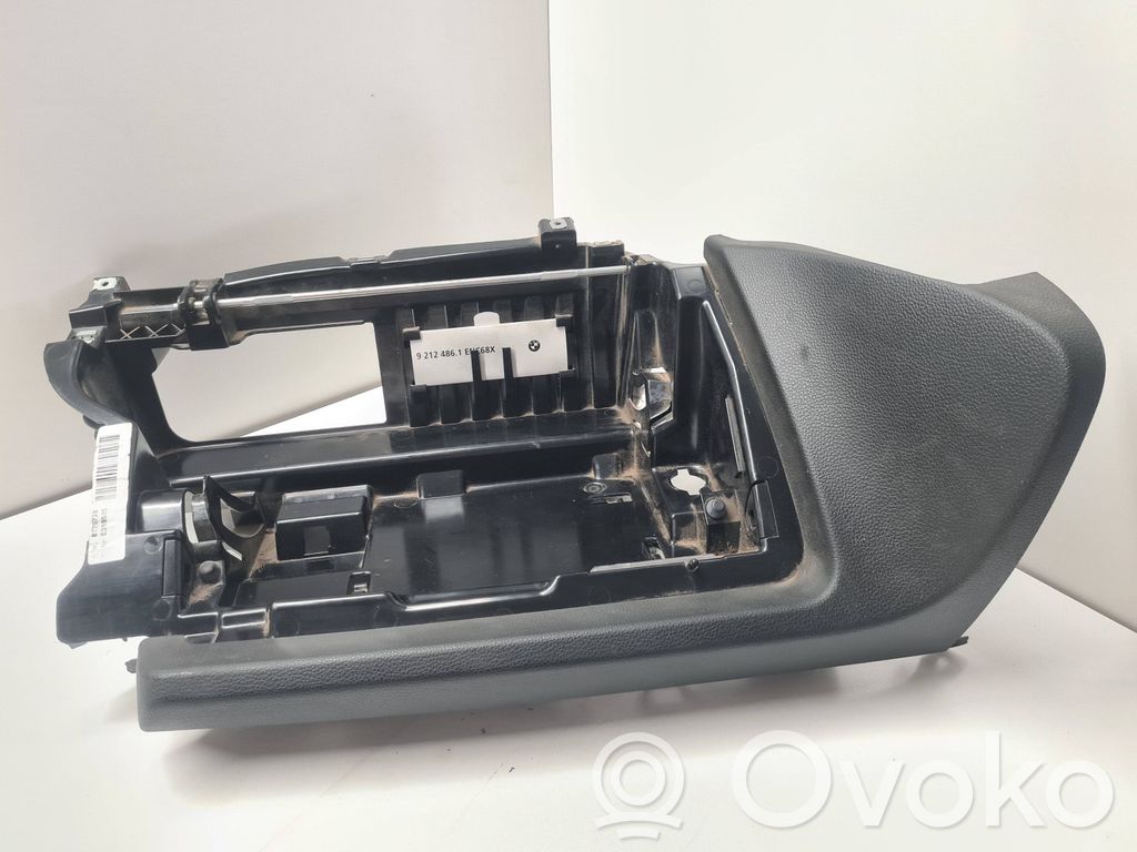 BMW 1 E81 E87 Daiktadėžės (bordačioko) remas 