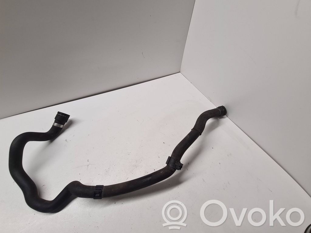 BMW 1 E82 E88 Engine coolant pipe/hose 