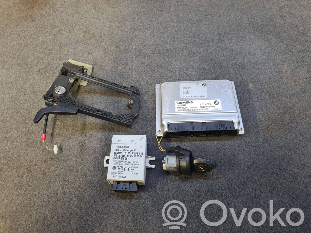 BMW 5 E39 Komputer / Sterownik ECU i komplet kluczy 