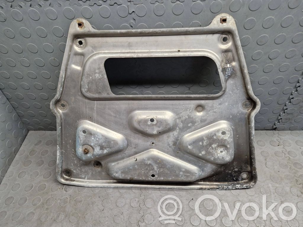 BMW 5 E60 E61 Protecție inferioară motor 