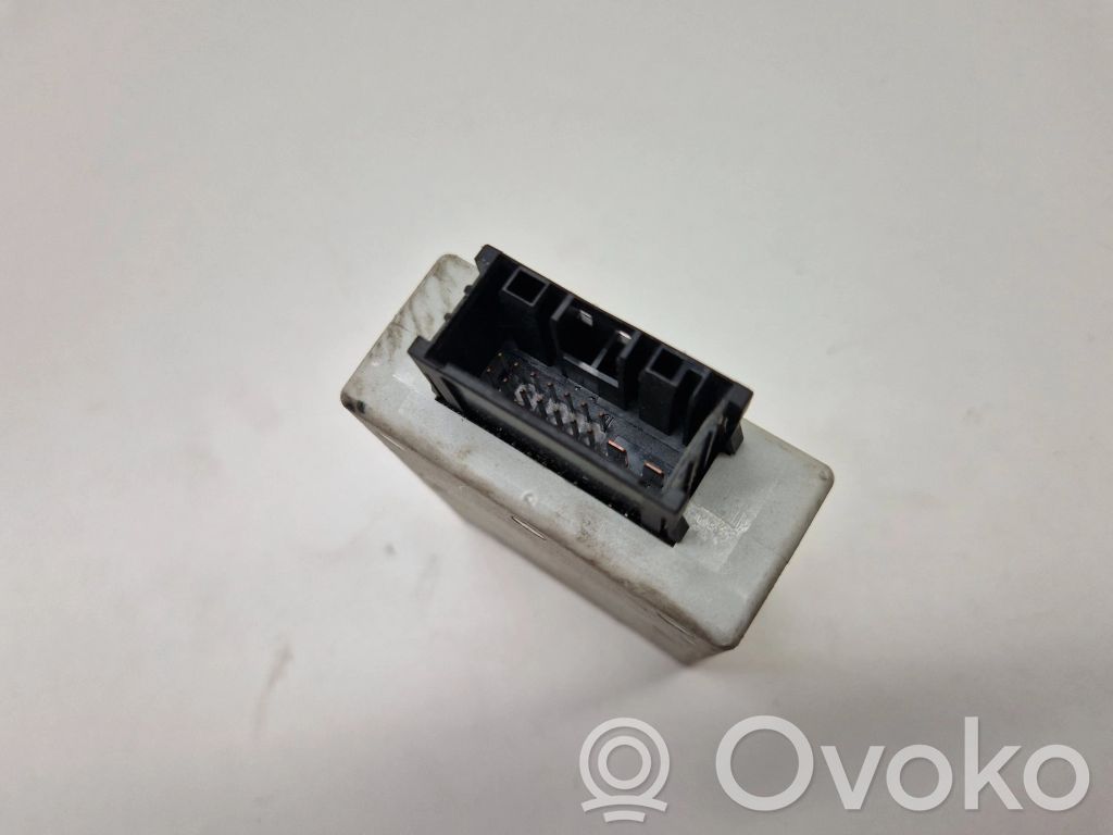 Other control units/modules   6795802