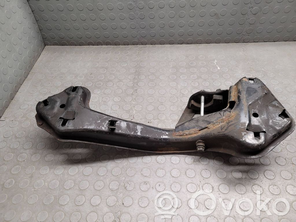 BMW X5 E53 Gearbox mounting bracket 