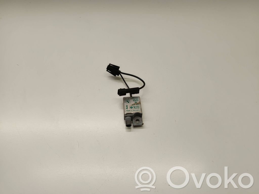 BMW 7 E38 Antenos stiprintuvas 