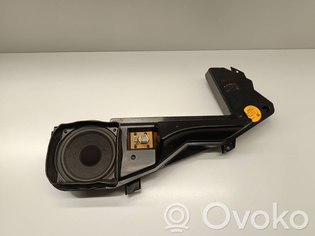 Rear door speaker   8352459