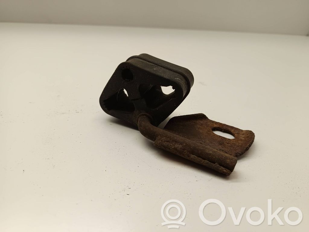 BMW 3 E90 E91 Muffler mount bracket/holder 