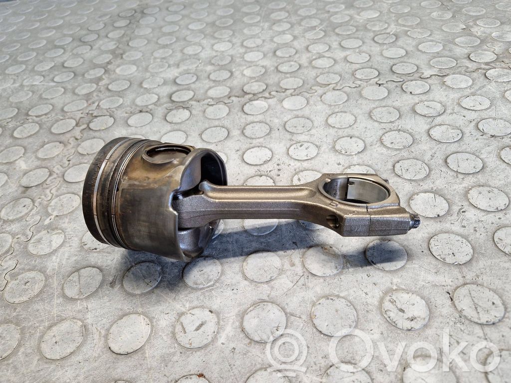 Stūmoklis su švaistikliu   7798368,MAHLE174