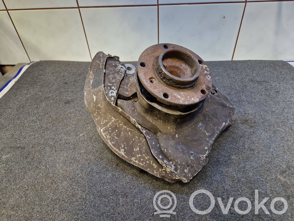 Front wheel hub   1092853