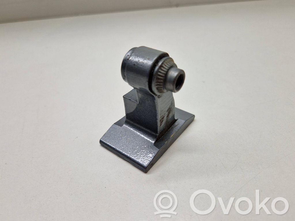 BMW 2 Active Tourer U06 Front door upper hinge 