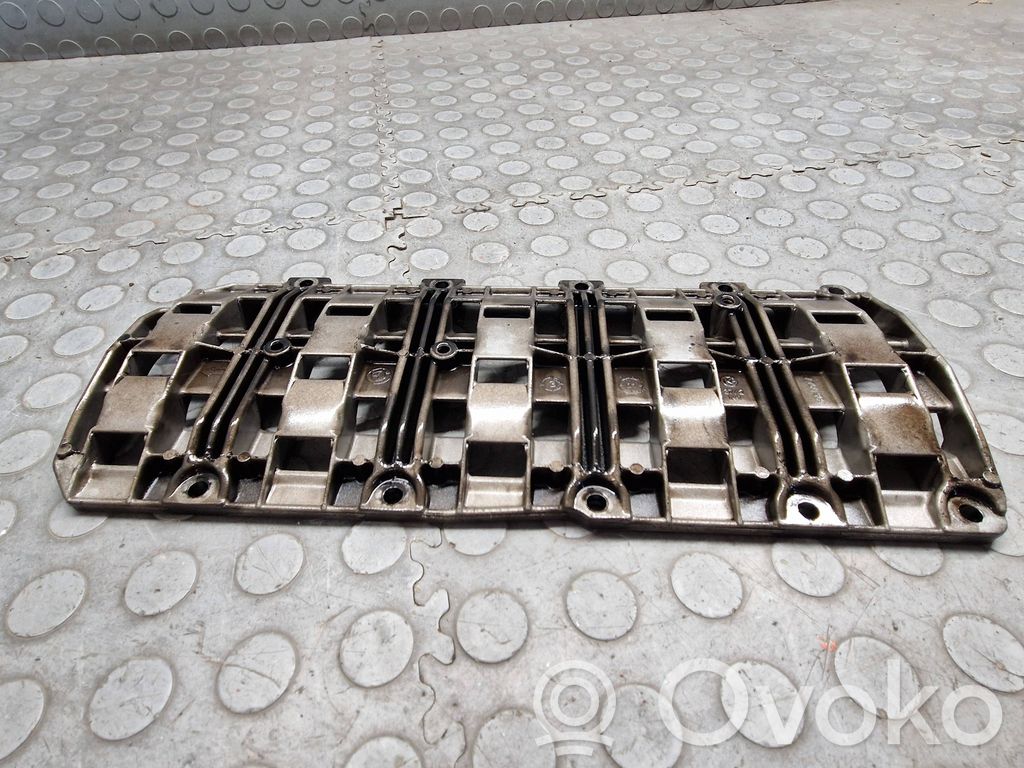Otros repuestos del motor   7788560