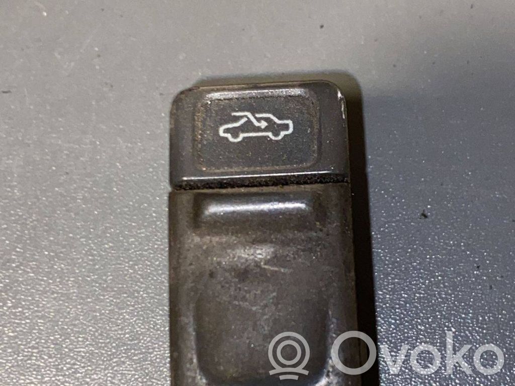 Volvo S70  V70  V70 XC Sunroof switch 
