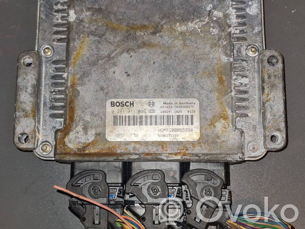 Volvo S40, V40 Engine control unit/module 