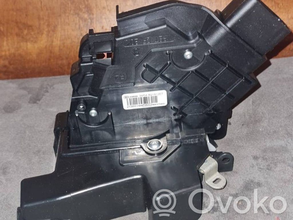 Ford Focus Front door lock 