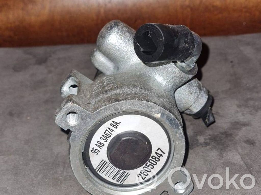 Ford Escort Power steering pump 