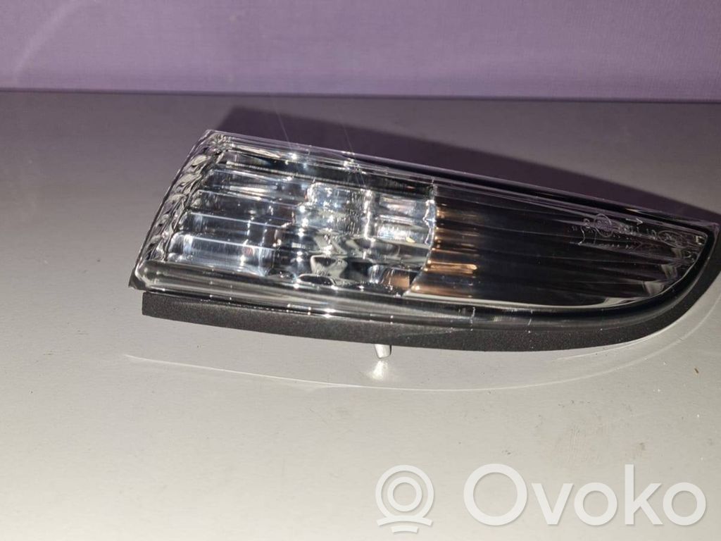 Ford Fiesta Front indicator light 