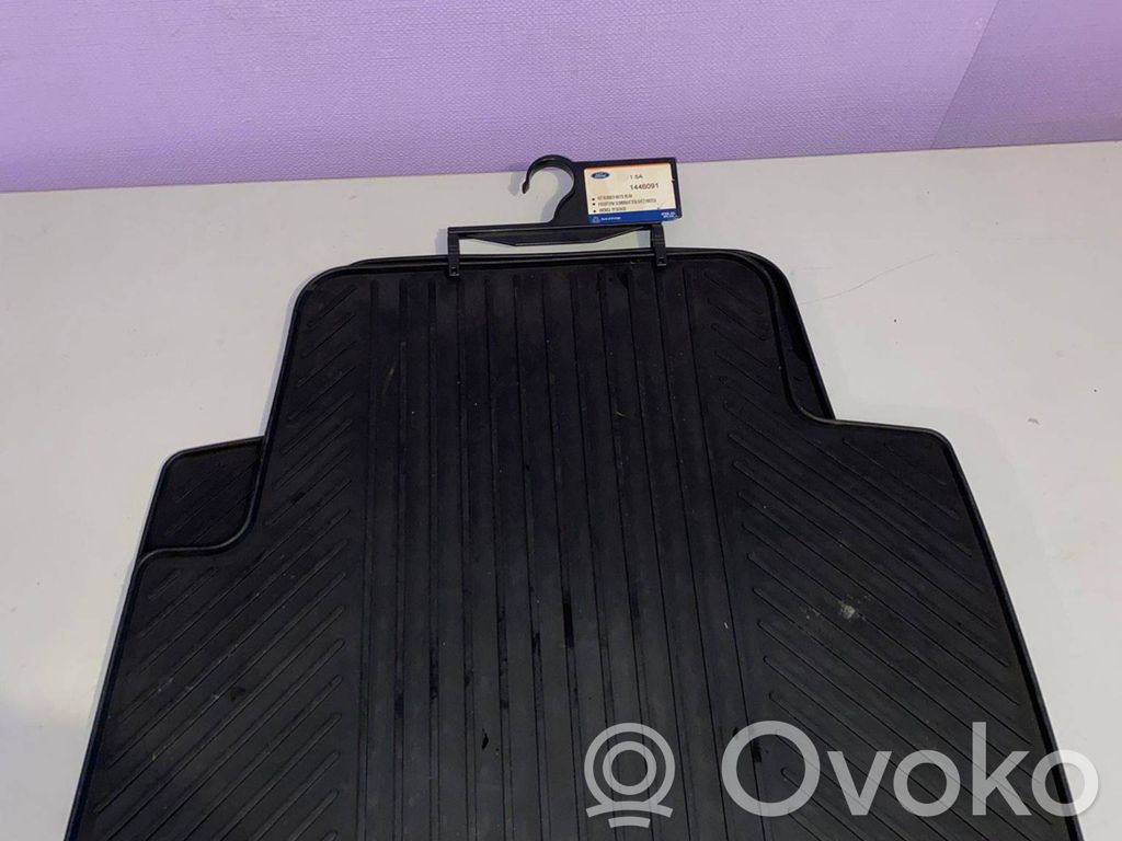 Ford Focus Tappetino del sedile seconda fila 