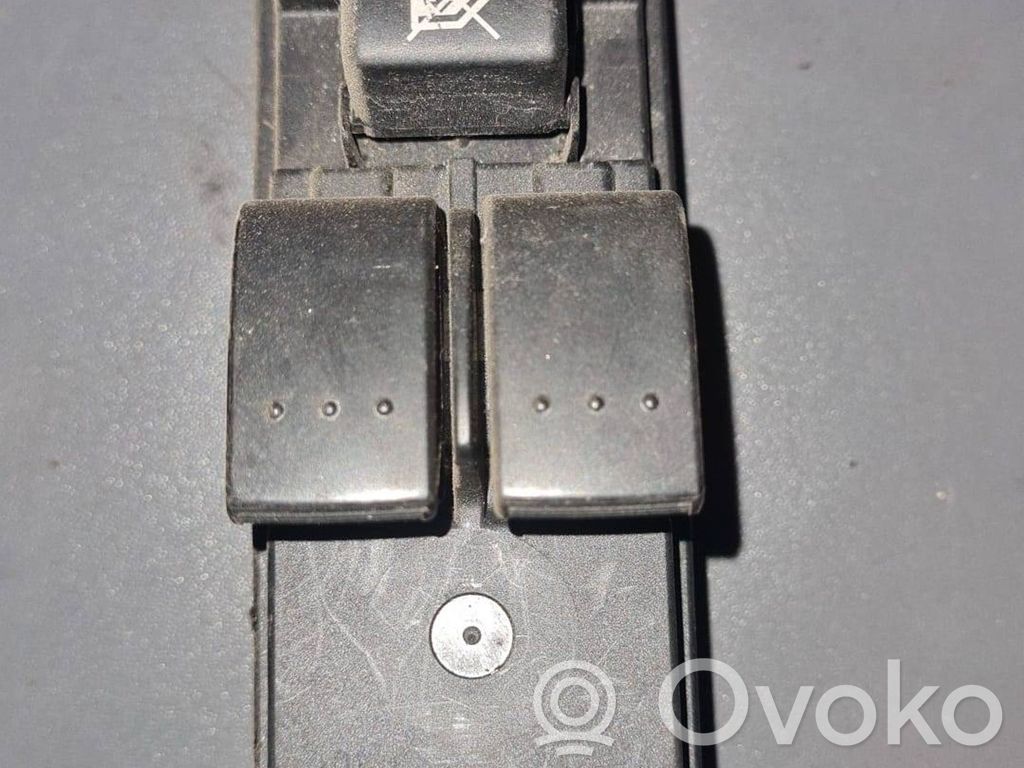 Mazda 3 I Electric window control switch 